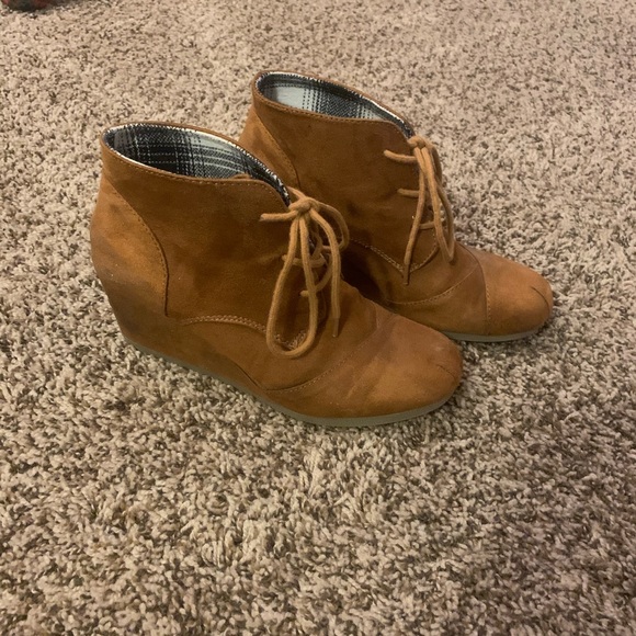 Faux suede lace up booties - Picture 1 of 1